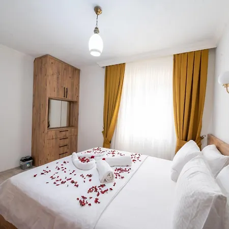Guenes Villa Kaş