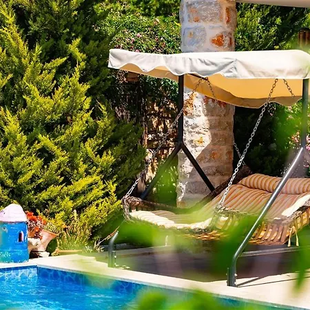 Güneş Villa *